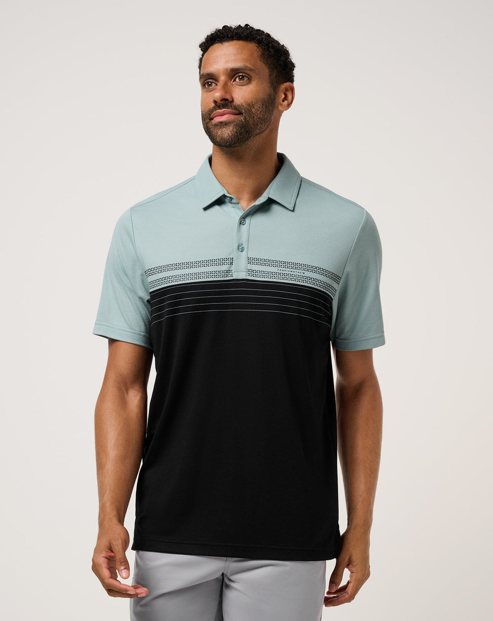 Arona Travis Mathew