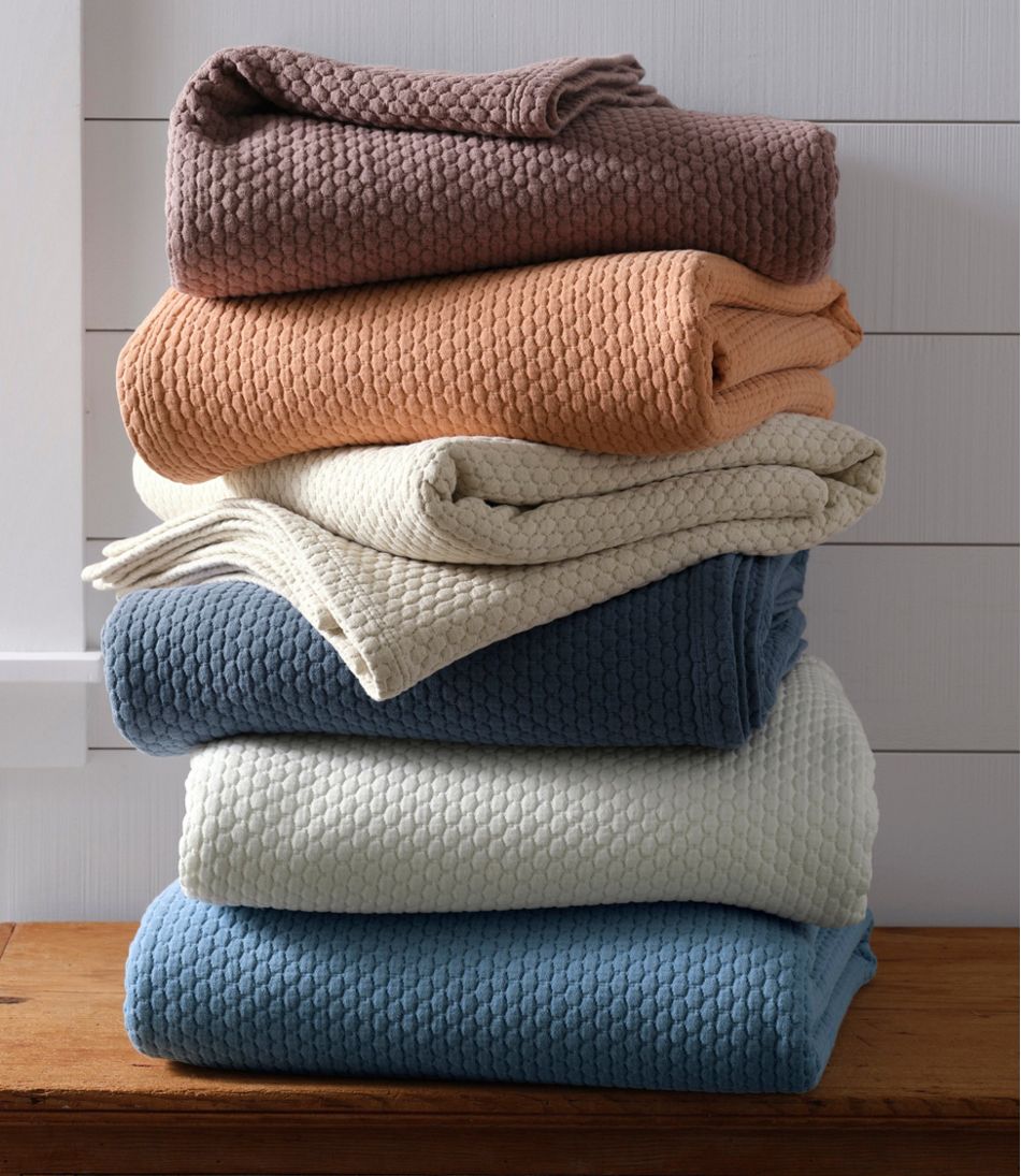 Organic Honeycomb Matelassé Coverlet | L.L.Bean