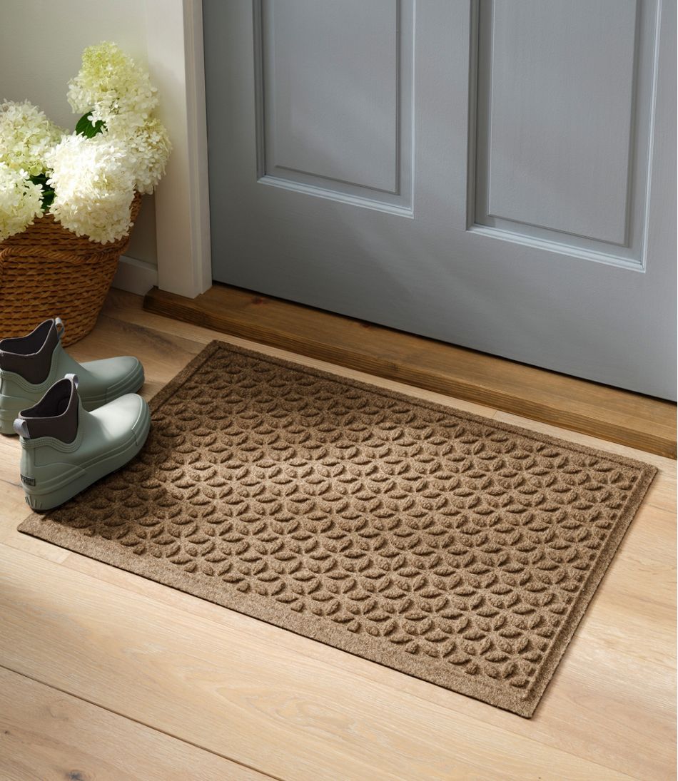 Heavyweight Recycled Waterhog Doormat, Blooming Circles | L.L.Bean