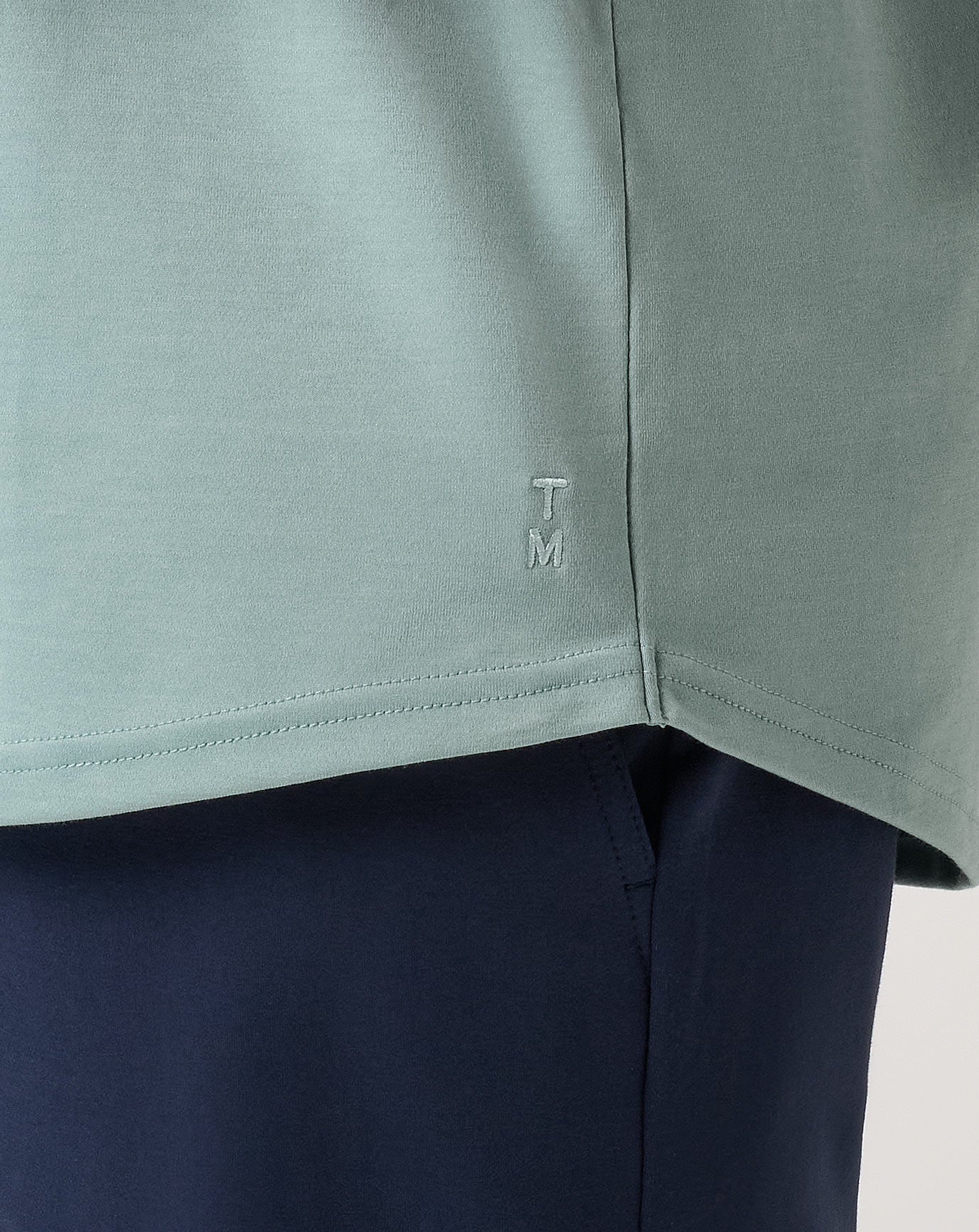 Arona Travis Mathew
