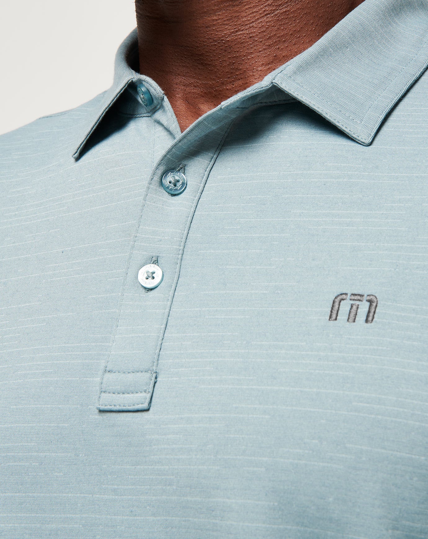 Arona Travis Mathew