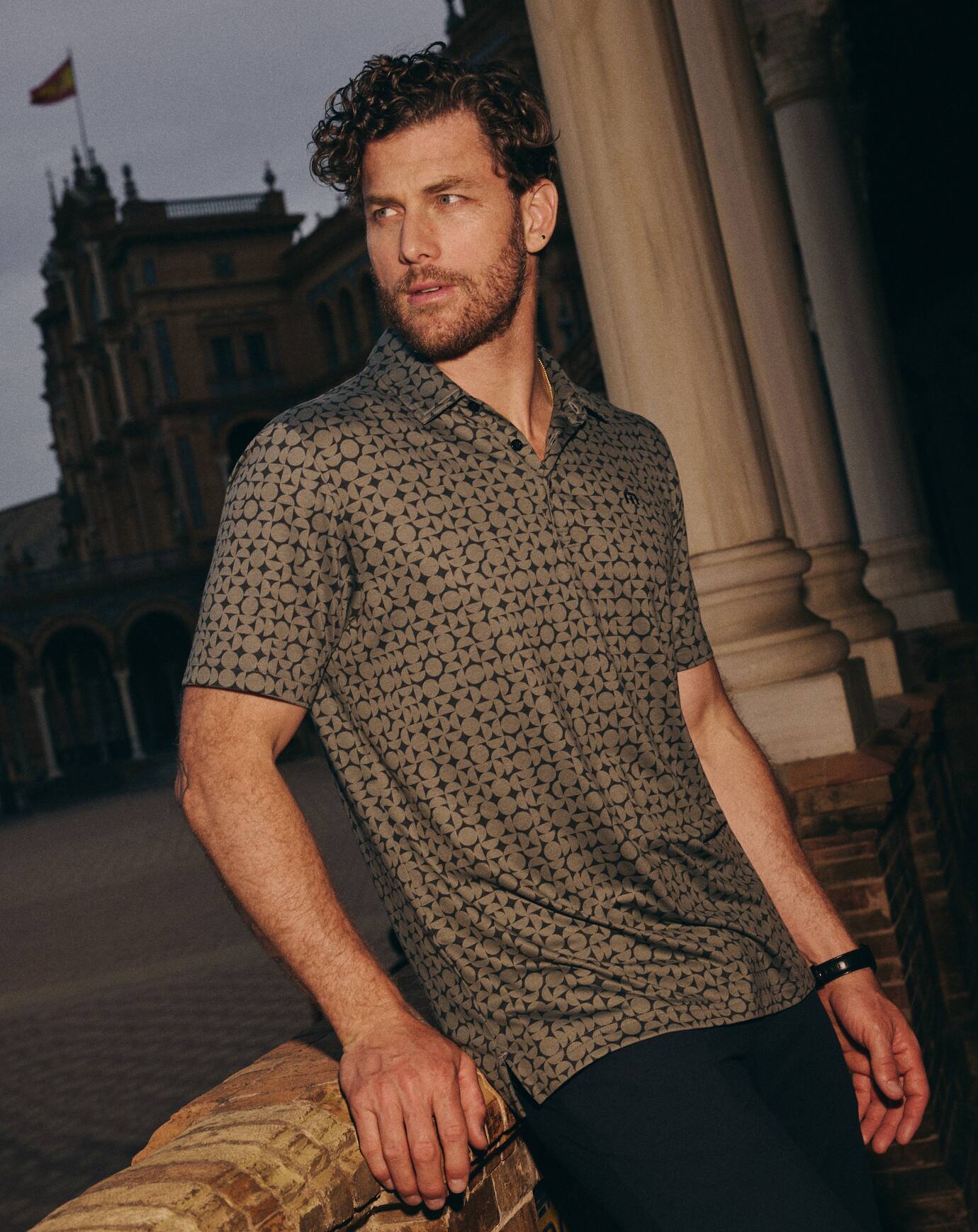Dark Olive Travis Mathew