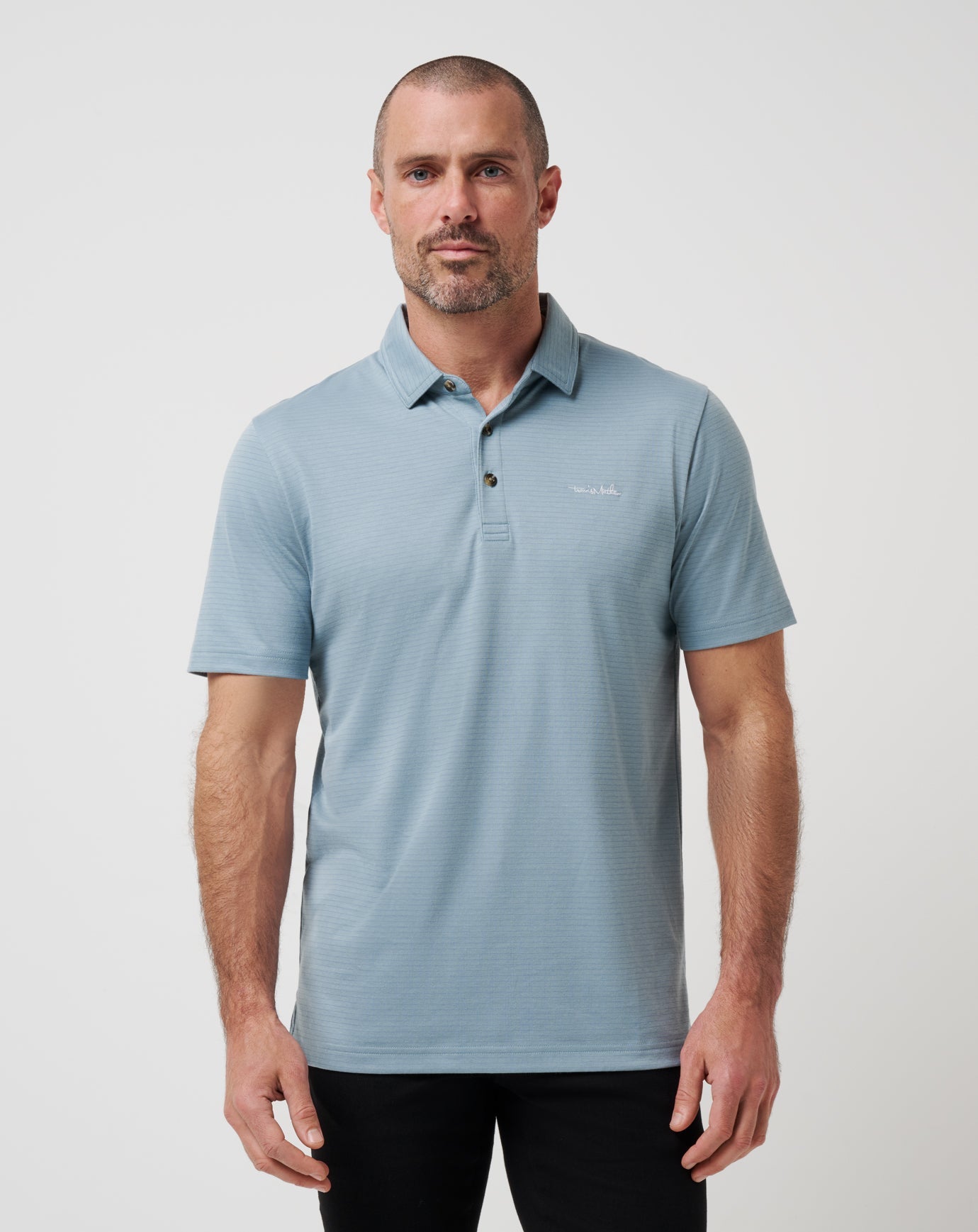Arona Travis Mathew