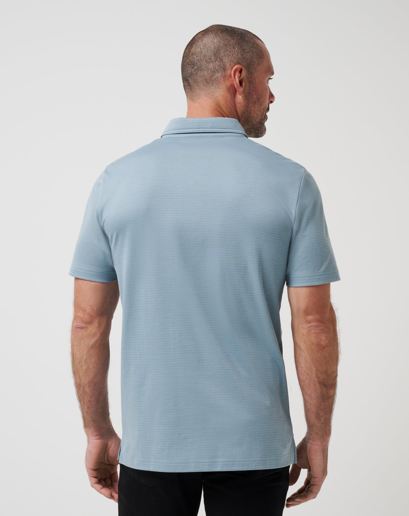 Arona Travis Mathew