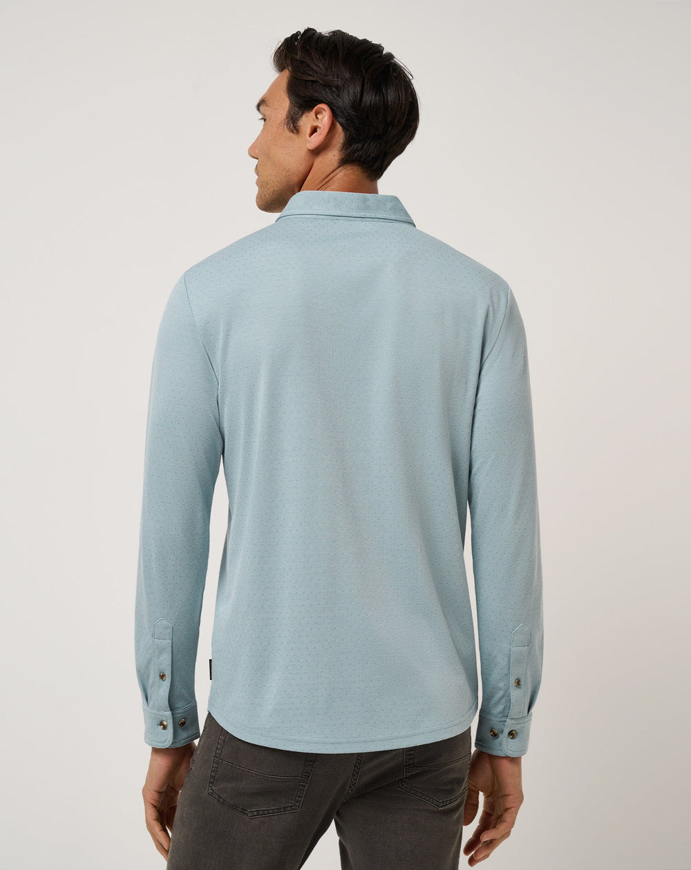 Arona Travis Mathew