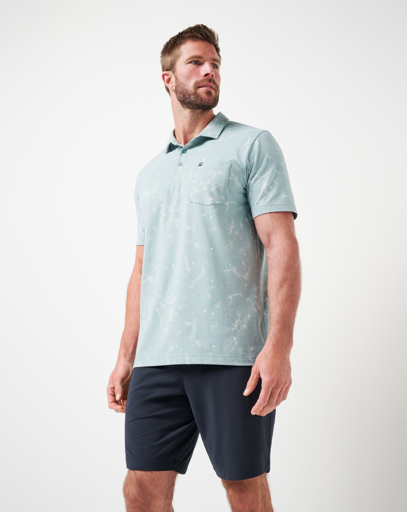 Arona Travis Mathew