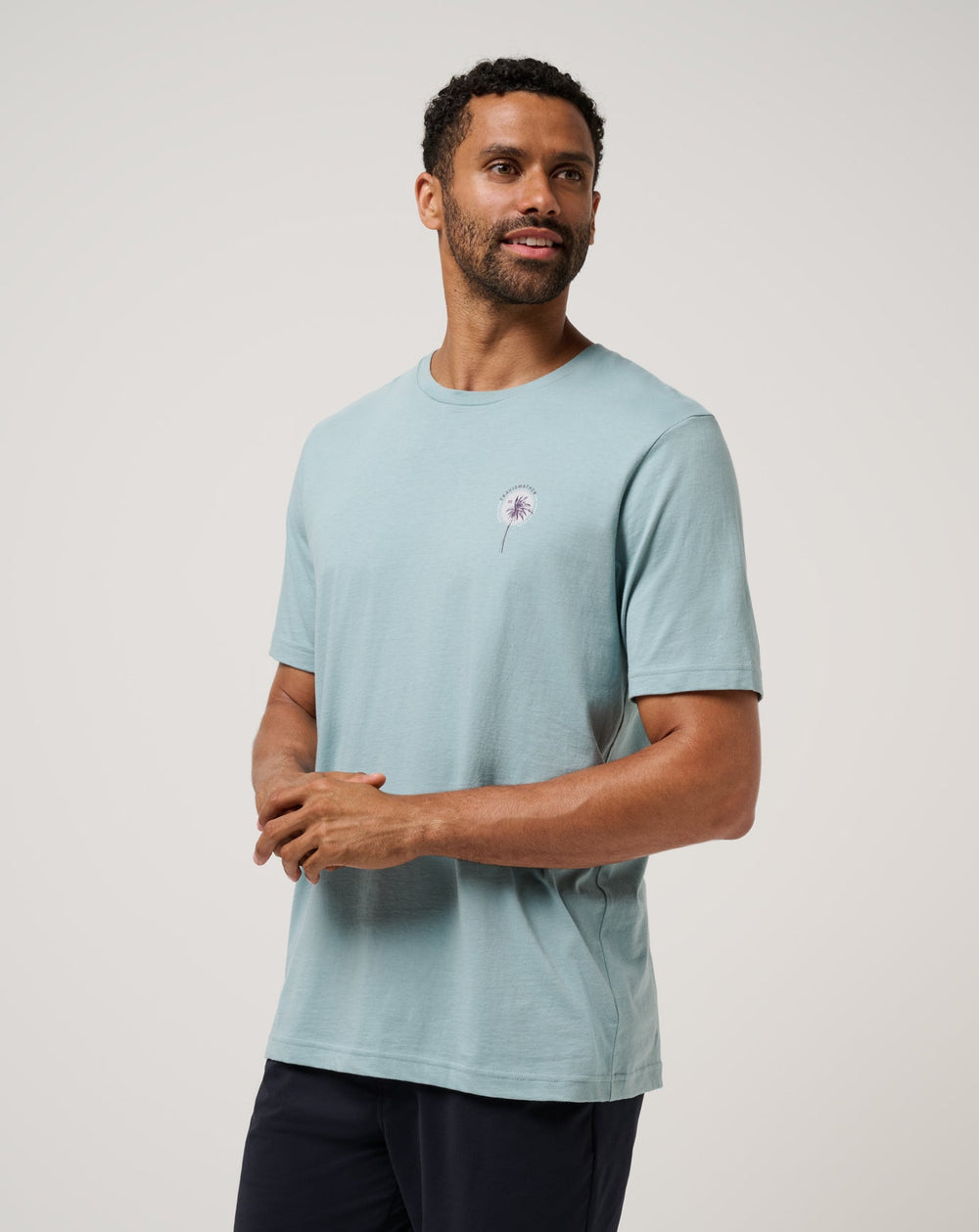 Arona Travis Mathew