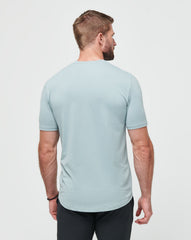 Arona Travis Mathew