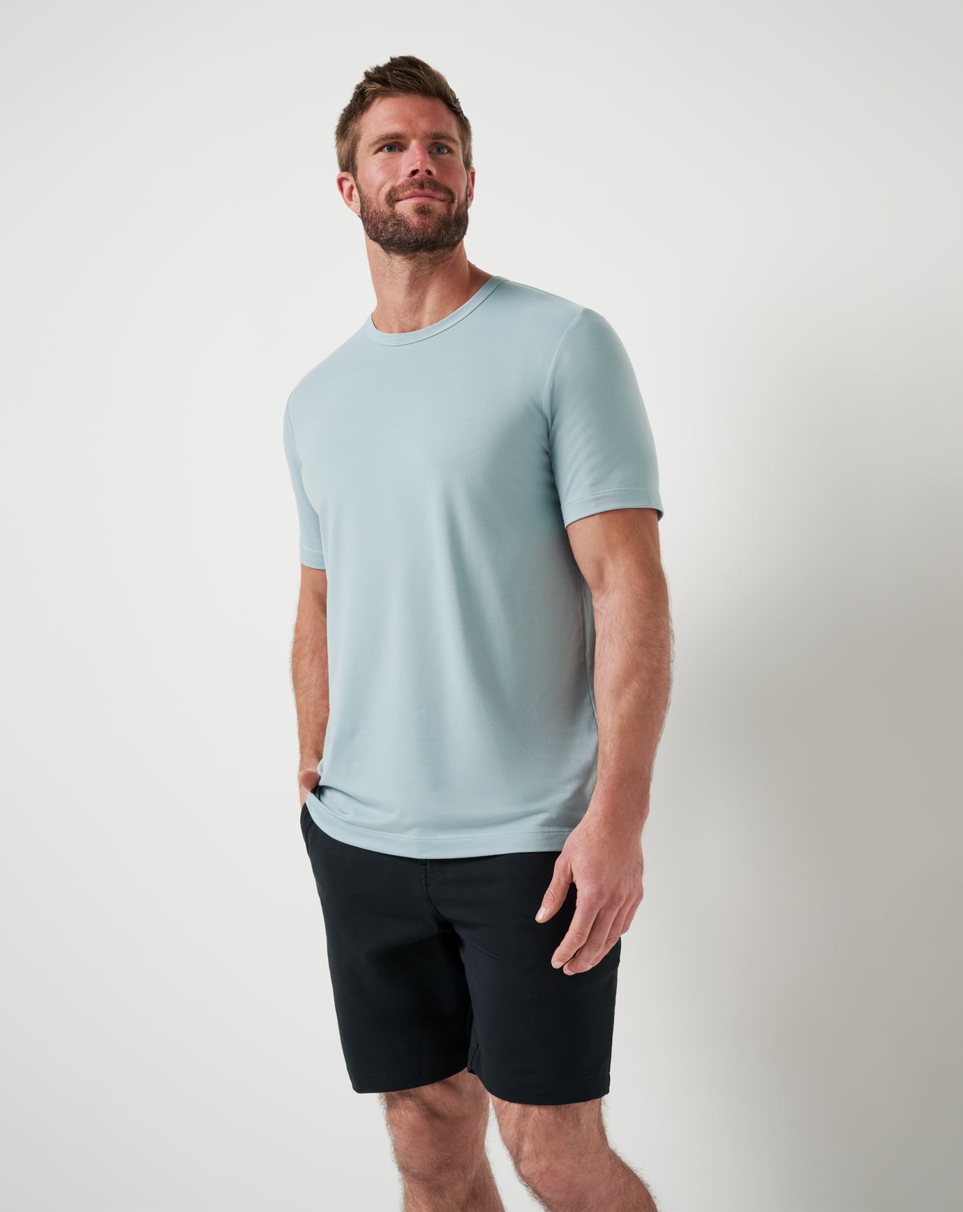 Arona Travis Mathew