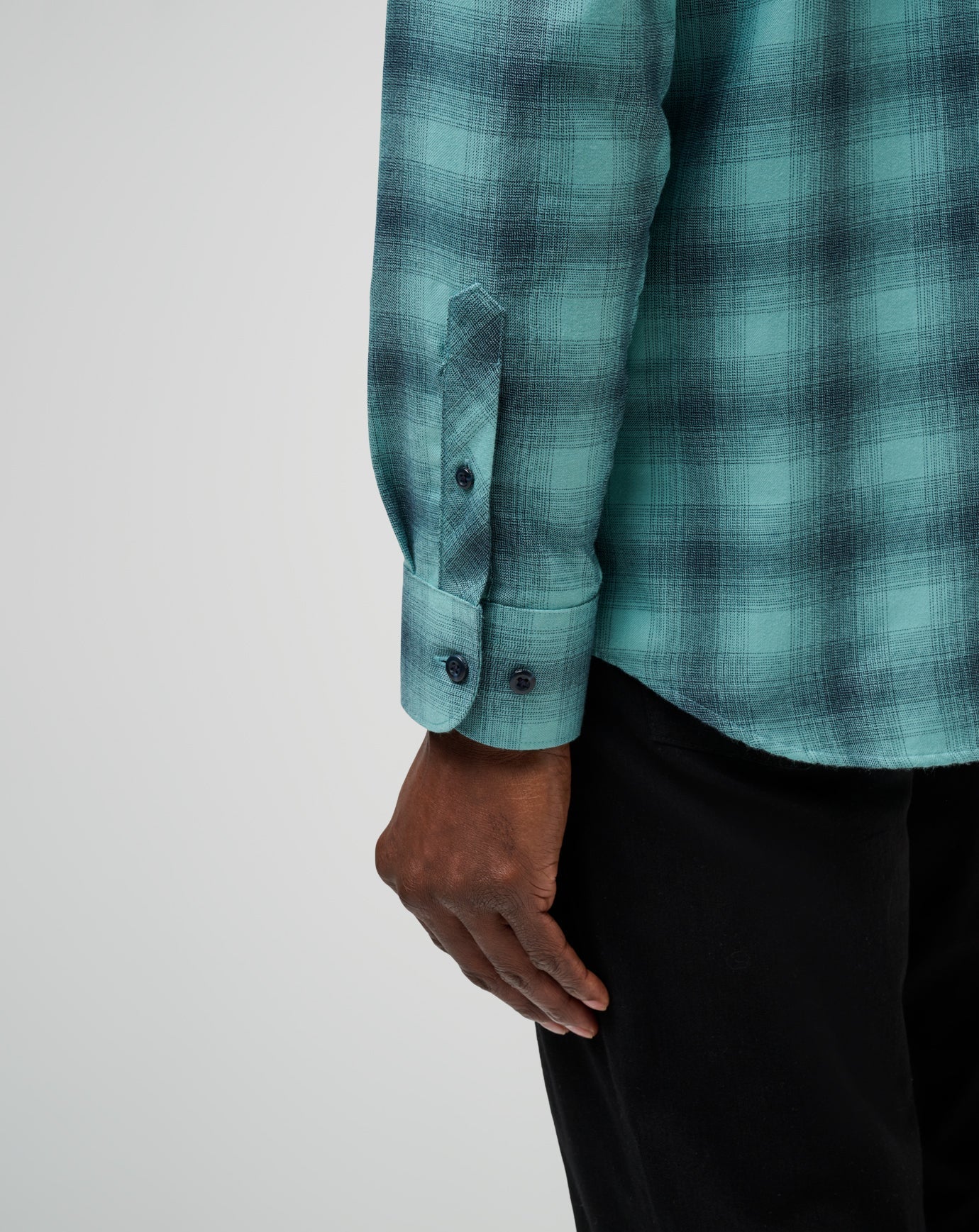 Total Eclipse/Cameo Travis Mathew
