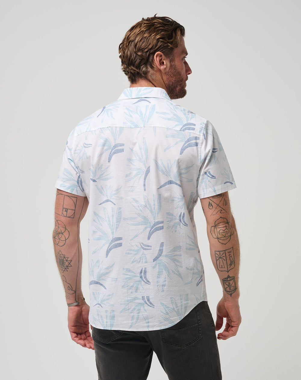 White/Quiet Harbor Travis Mathew