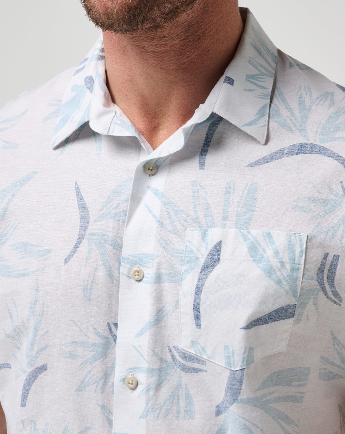 White/Quiet Harbor Travis Mathew