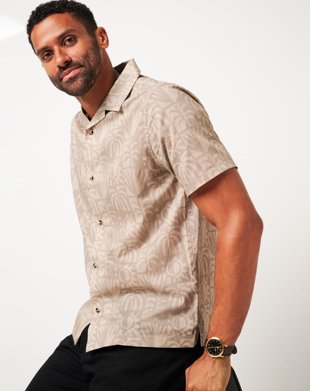 Italian Sand Travis Mathew
