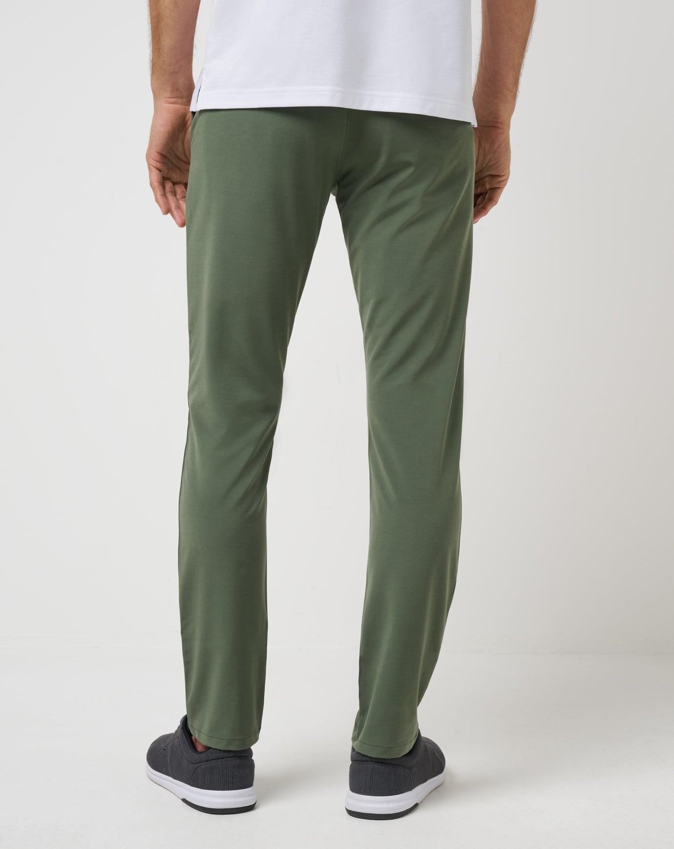 Thyme Travis Mathew