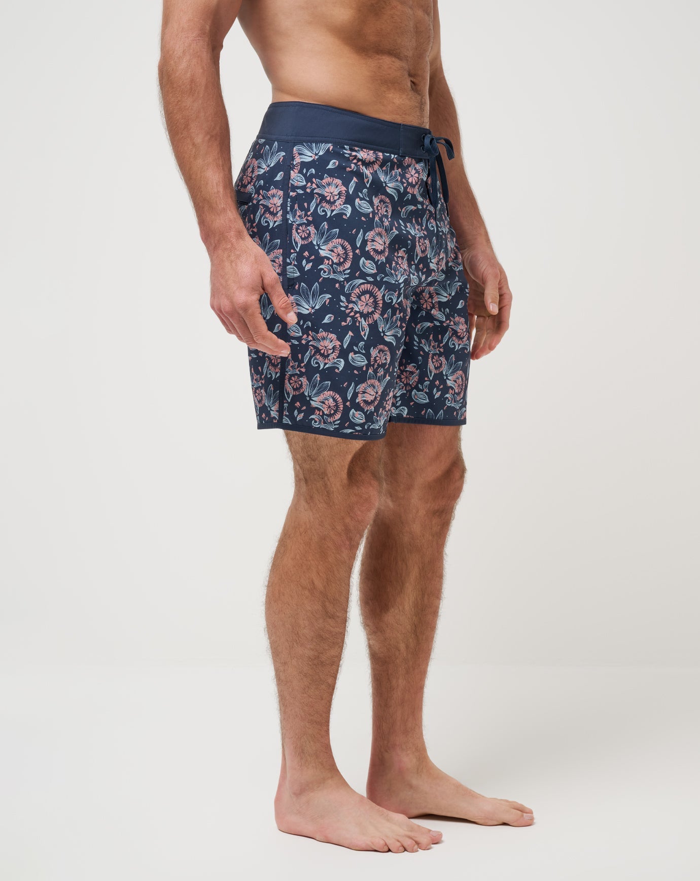 Mood Indigo/Vintage Indigo Travis Mathew
