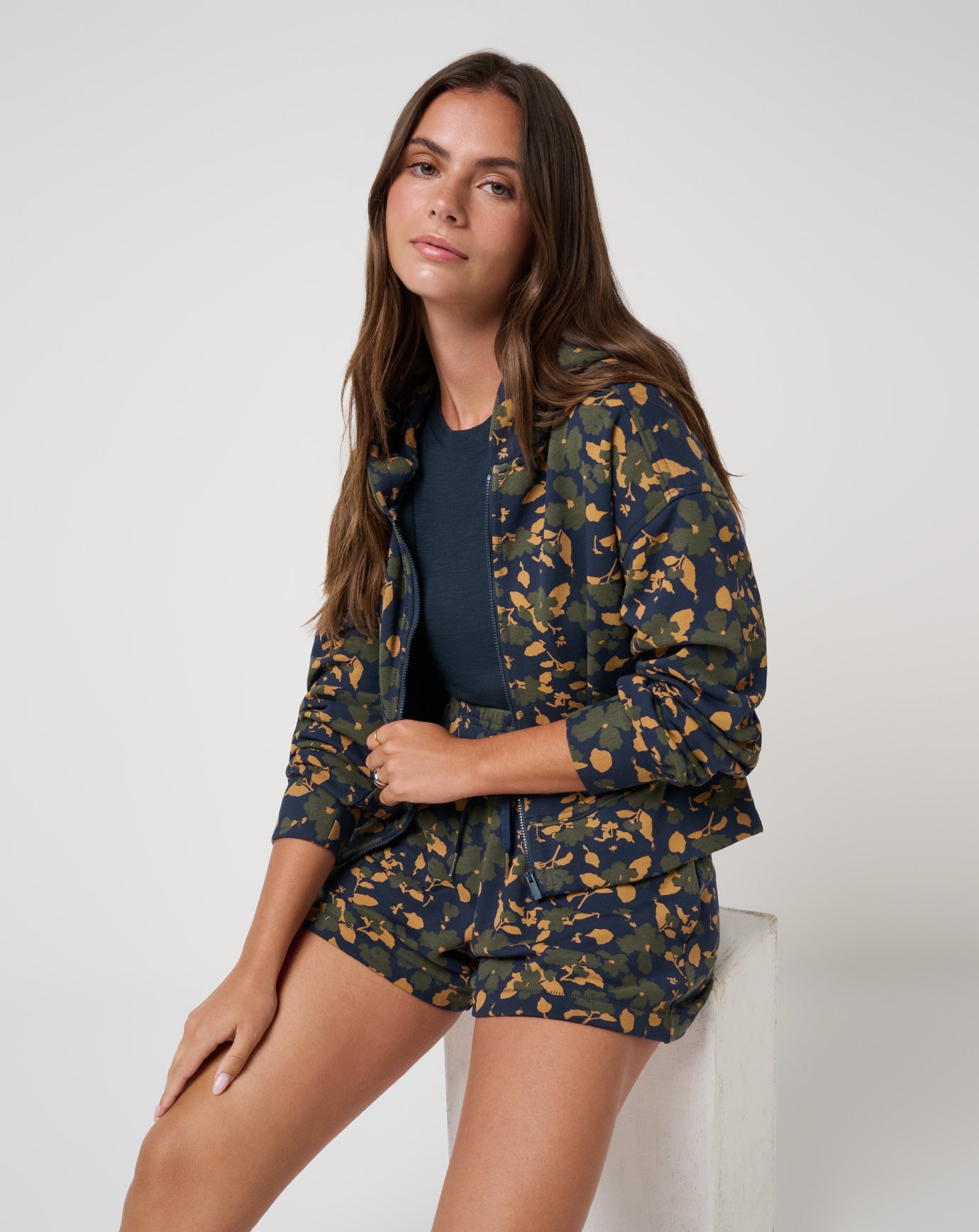 Navy Blazer Floral Multi Travis Mathew