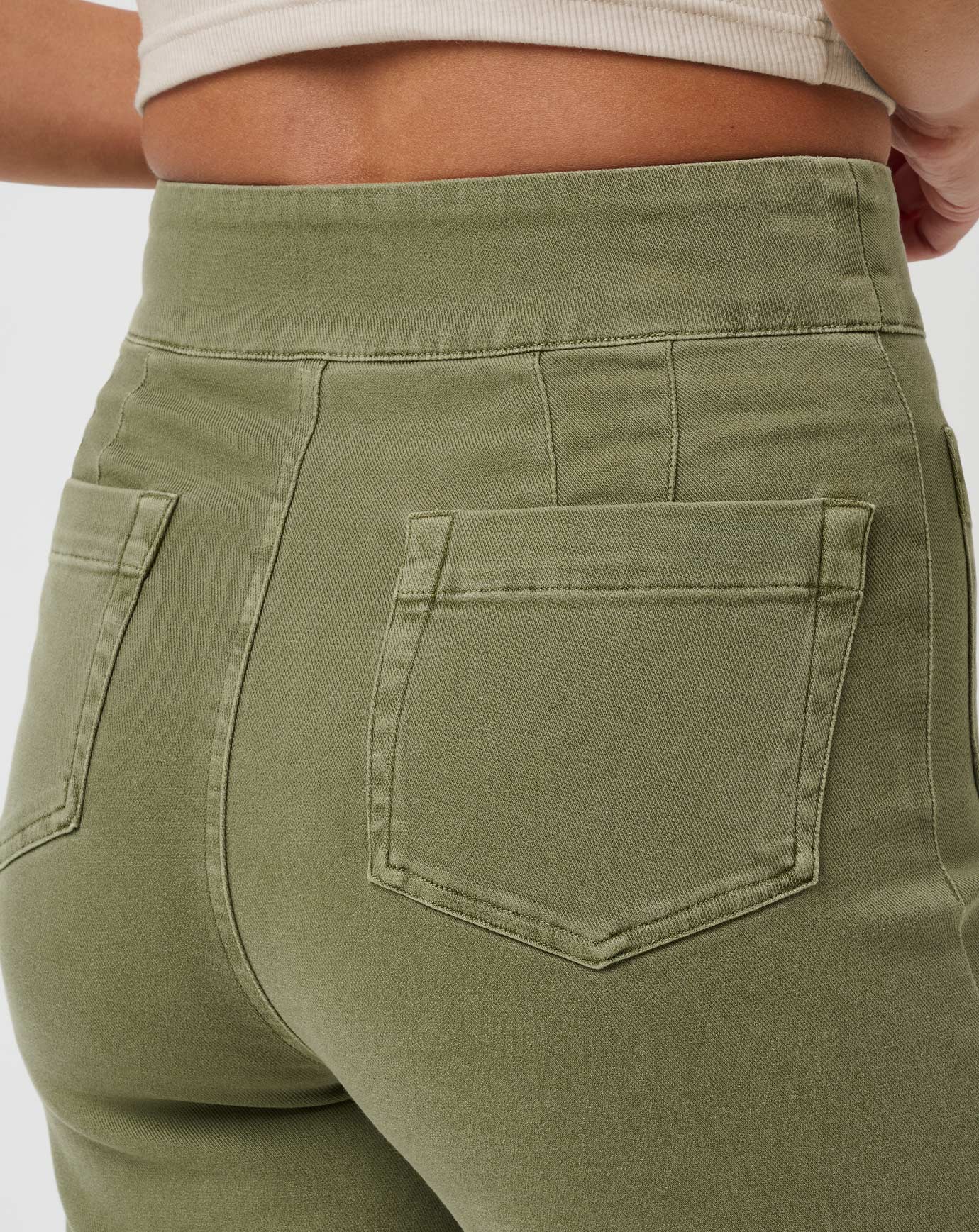 Clover Travis Mathew