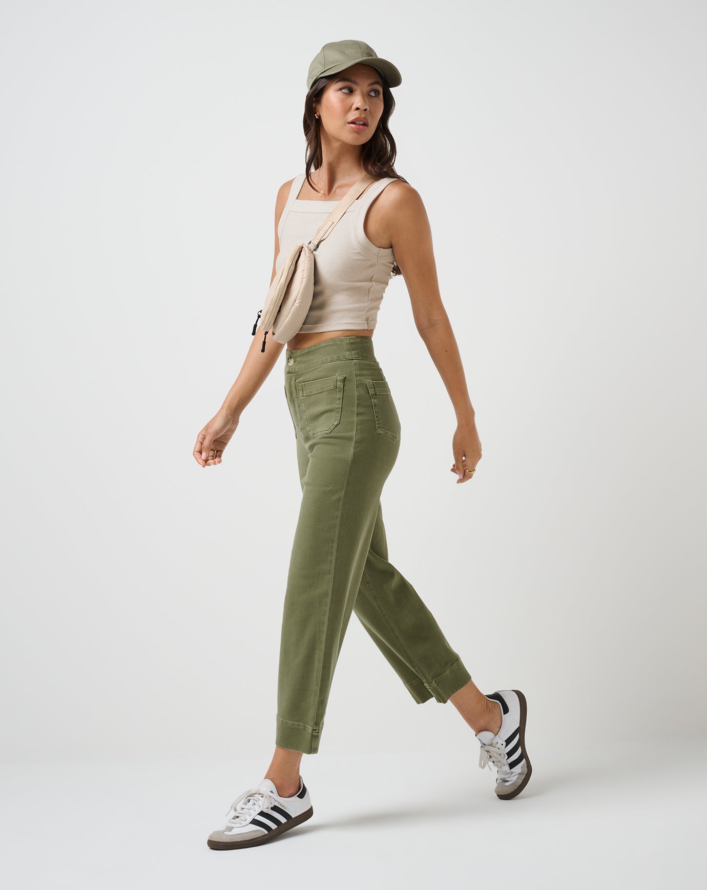 Clover Travis Mathew