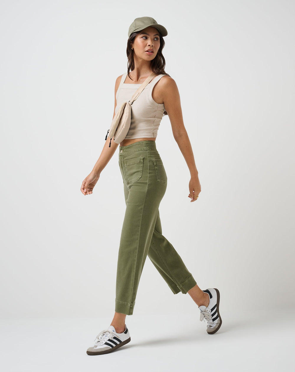Clover Travis Mathew