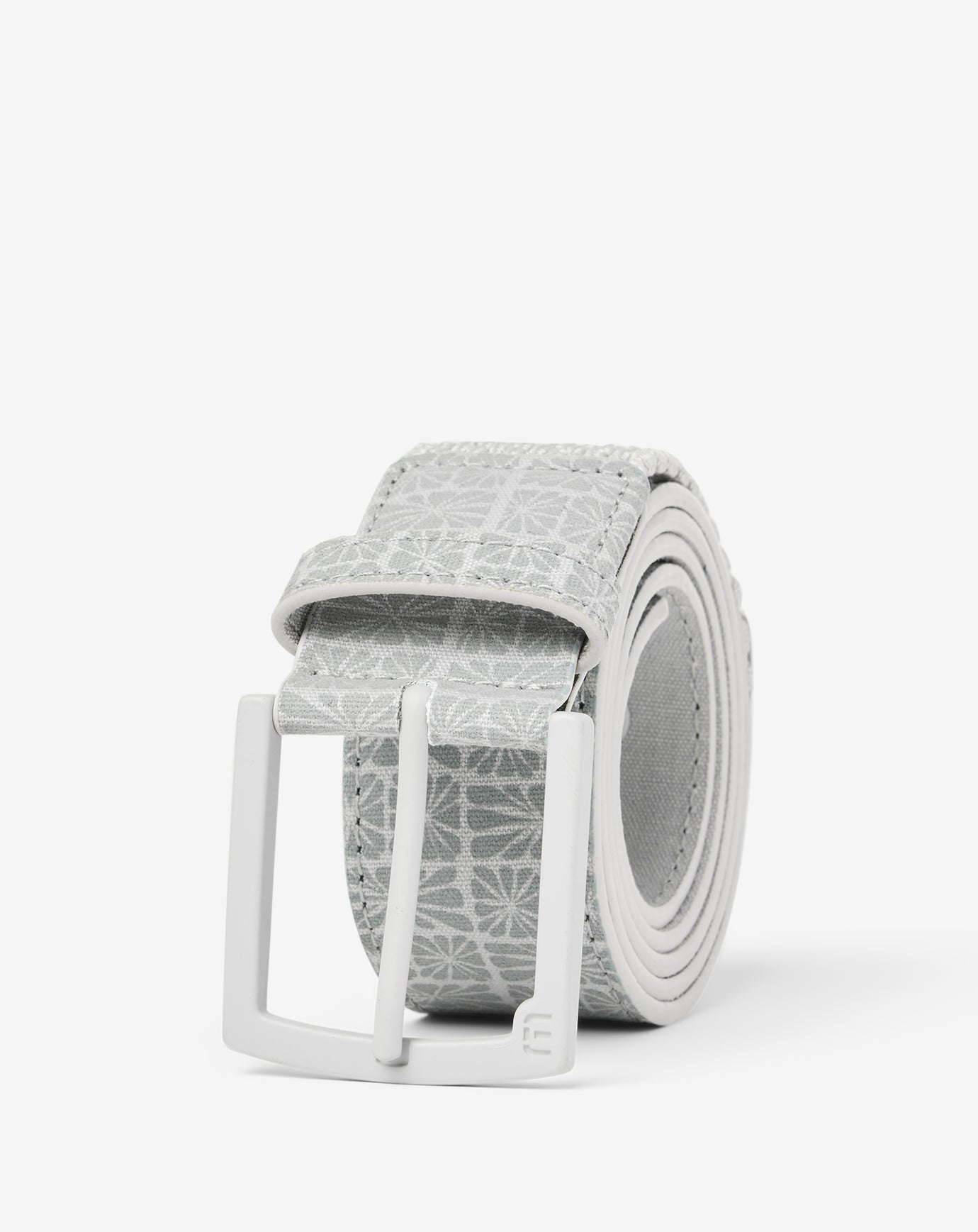 Micro Chip/White Travis Mathew